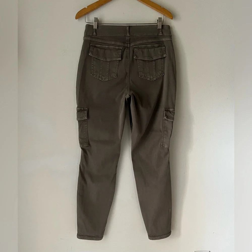 Spanx Stretch Twill Ankle Cargo Pull On Slimming Pants Sz XL in Army Green - Picture 5 of 16